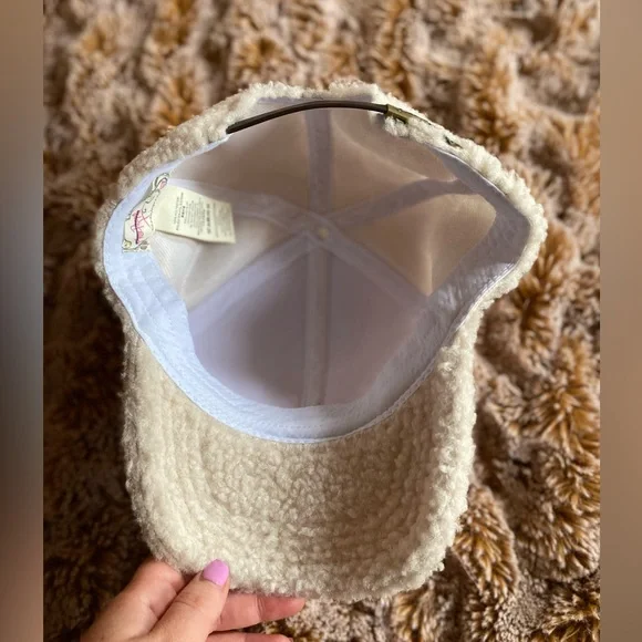 NWOT Free People teddy Sherpa cap in ivory